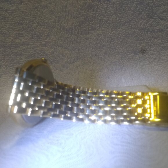 Seiko Quartz Watch V701-6K69 Thin All Gold Bracelet Men New Bat Clear Great !!! - Picture 11 of 13